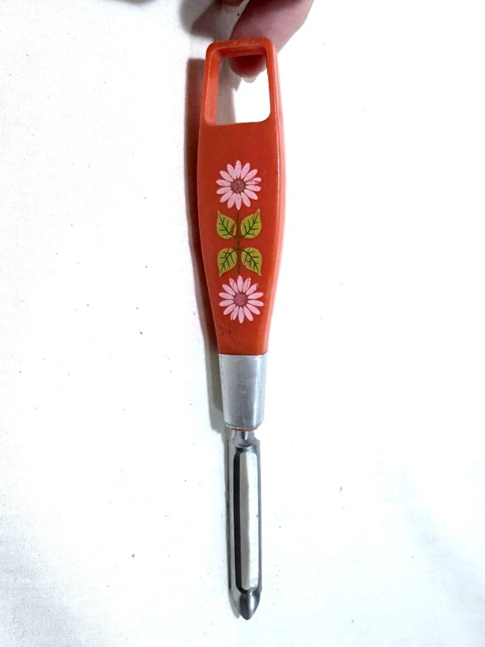 VINTAGE MCM Orange Potato Vegetable Peeler w/ Floral Design